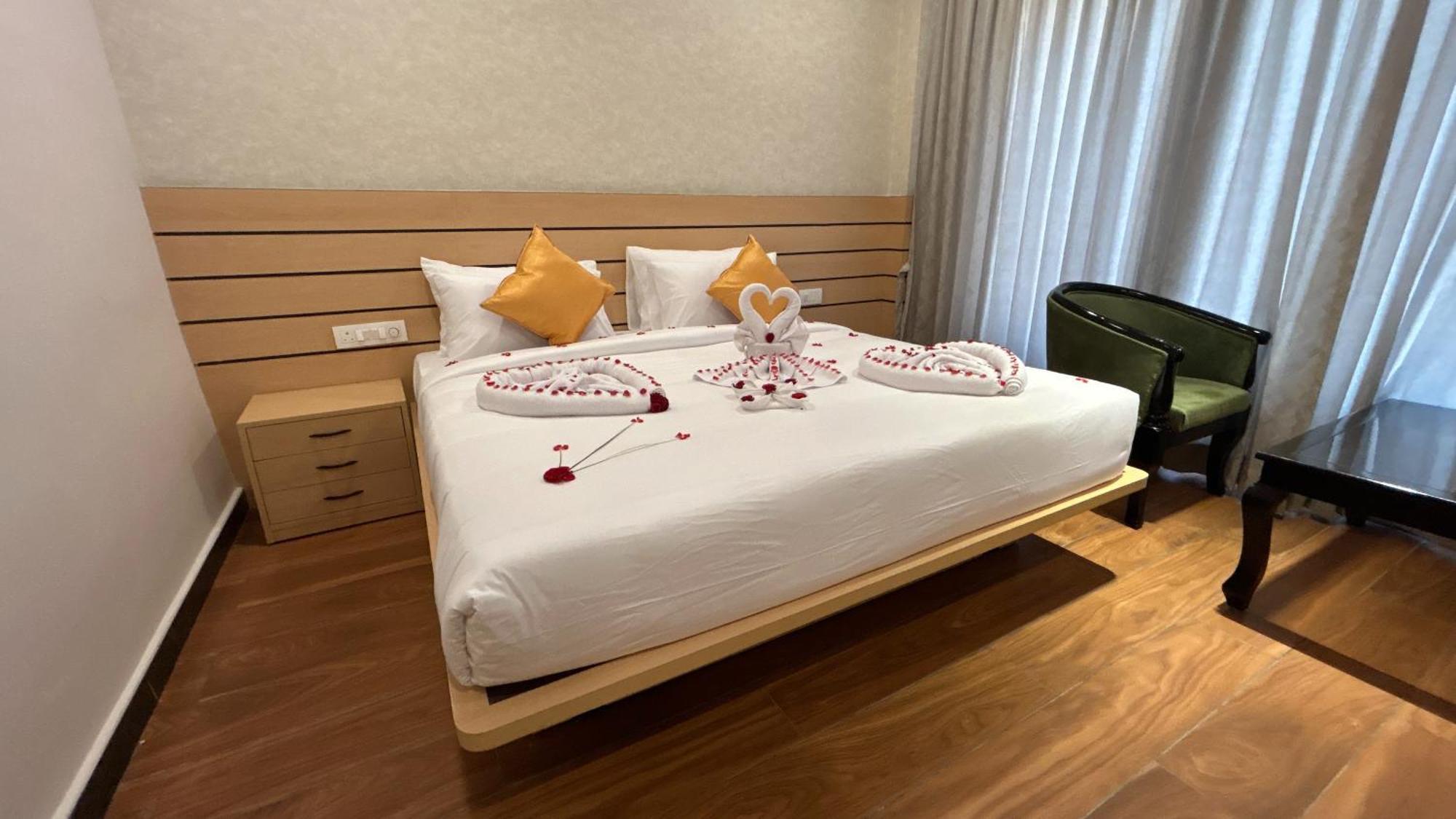 Serene Resort Hyderabad Samsabad Kültér fotó