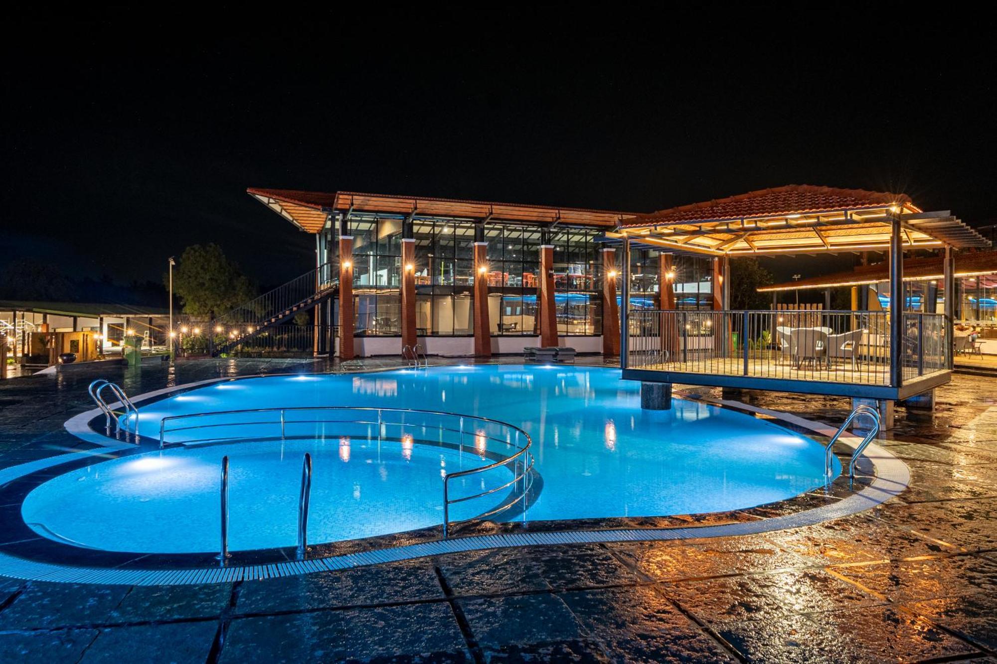 Serene Resort Hyderabad Samsabad Kültér fotó